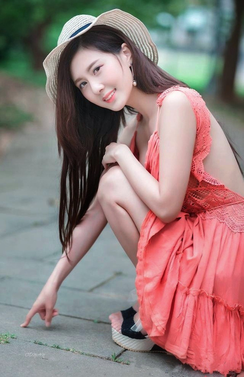 比勒陀利亚-大胜费雷尔卡，埃莫尔梅开二度，比勒费尔德