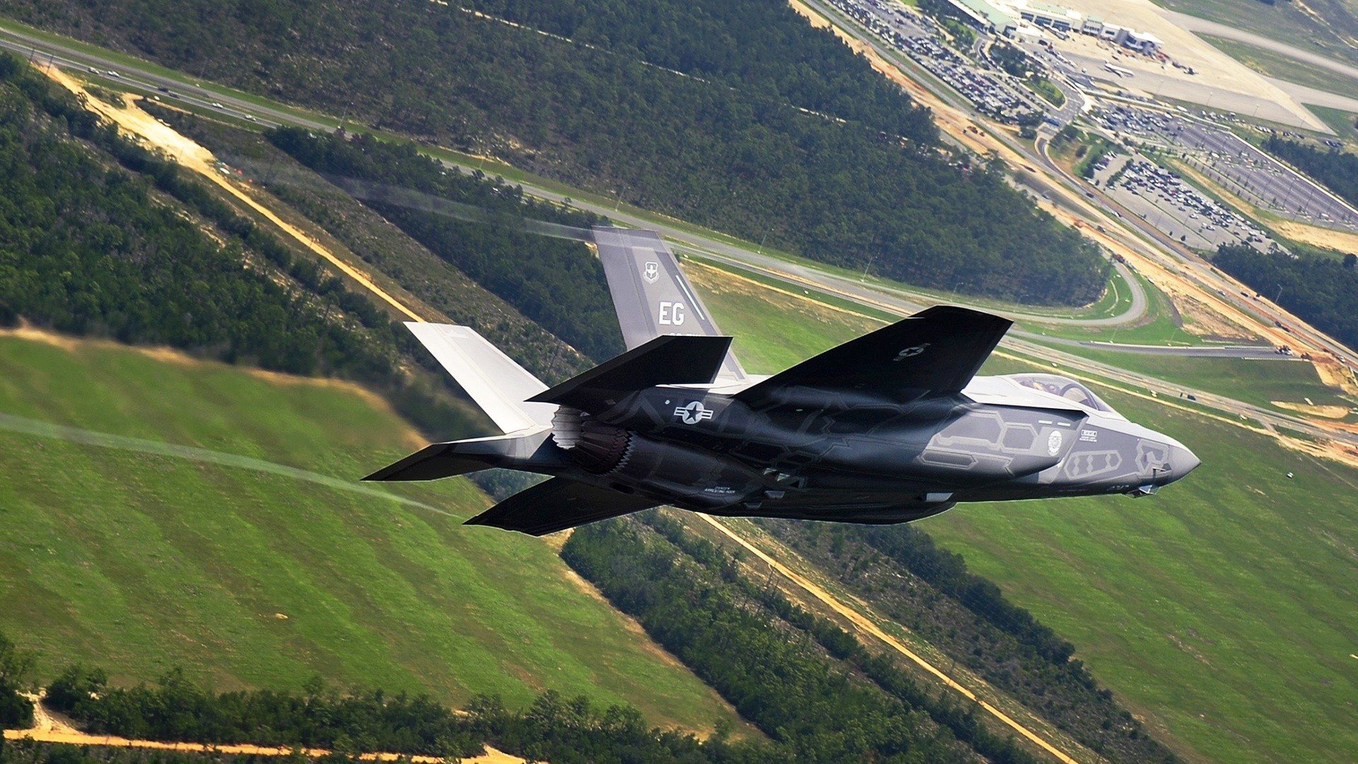 跳水动作标准吉尔吉斯斯坦稳步晋级，跳水吉尼斯纪录